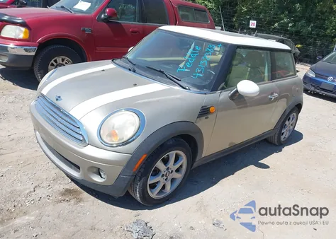 2007 Mini Cooper из США, поврежденный, VIN WMWMF335X7TT55434
